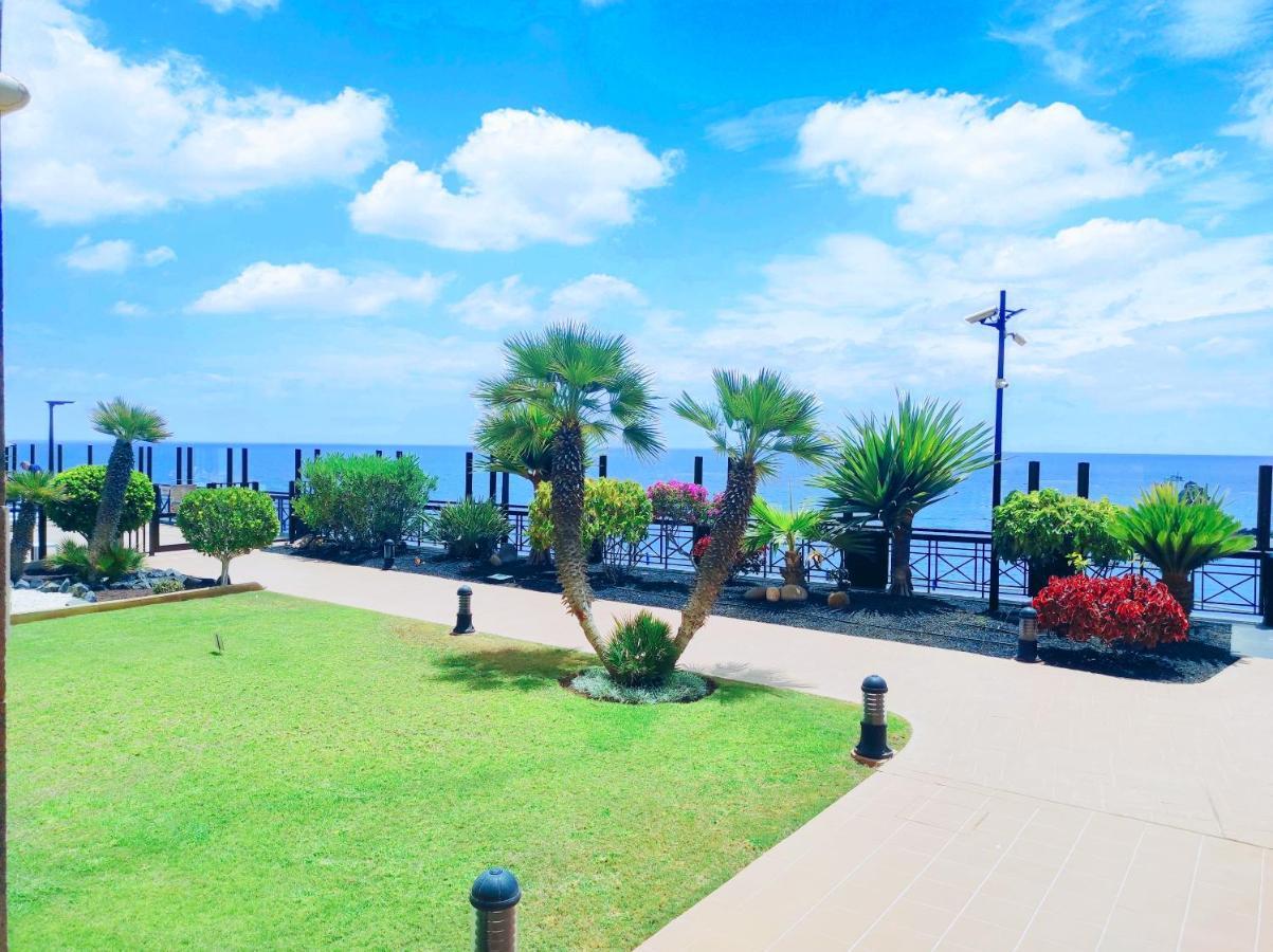 El Nautico Suites, The Beachfront Paradise サンミゲル・デ・アボナ エクステリア 写真